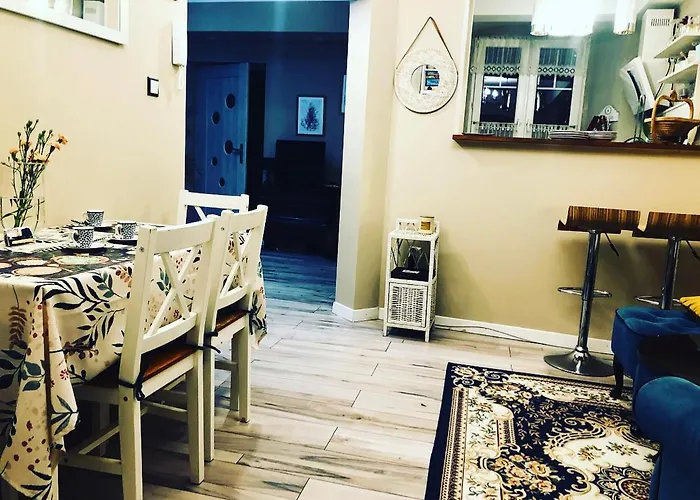 Апартаменты Majowa *