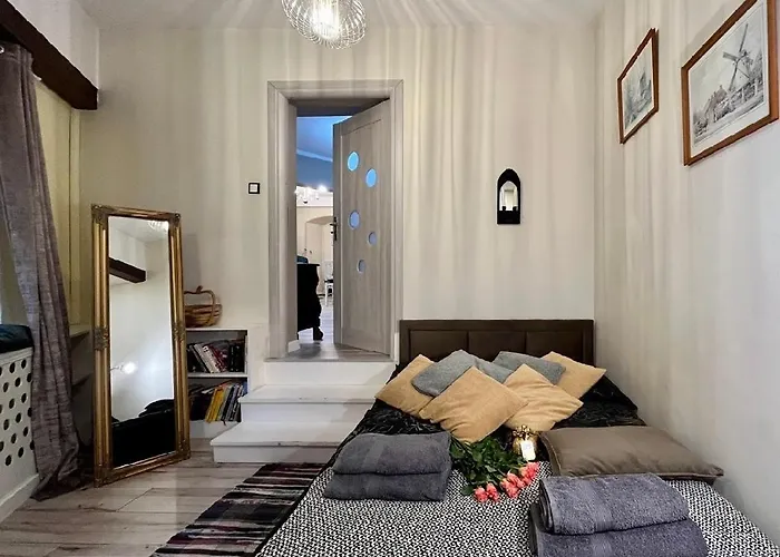 Апартаменты Majowa *